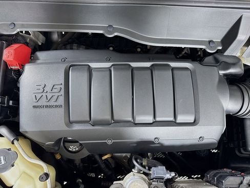 Used 2014 GMC Acadia Denali image 33