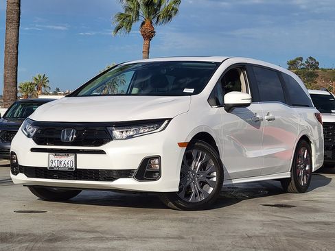 Used 2025 Honda Odyssey Touring image 1