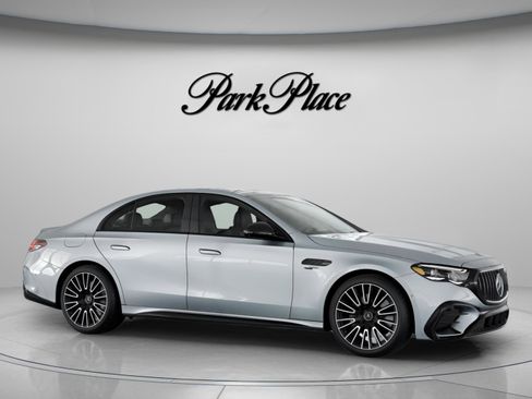 New 2026 Mercedes-Benz E 53 AMG e 4MATIC Sedan image 30