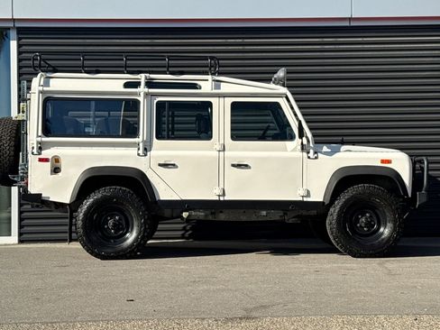 Used 1993 Land Rover Defender 110 image 9