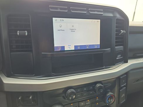 Used 2024 Ford F350 XLT AWD/4WD image 22