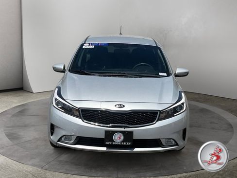 Used 2017 Kia Forte LX w/ Option Group 020 FWD image 2