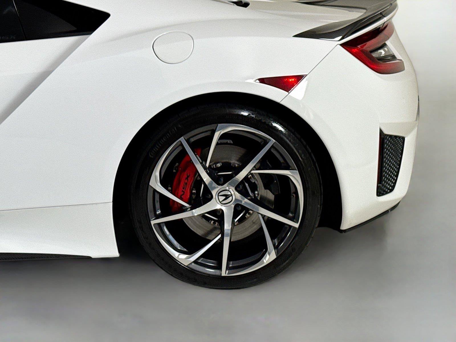 Used 2020 Acura NSX AWD/4WD image 35