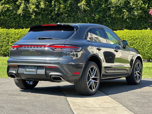 New 2026 Porsche Macan image 8