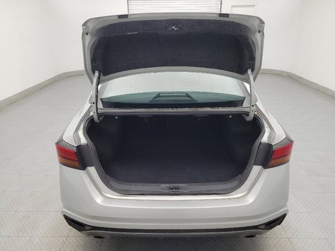 Used 2019 Nissan Altima 2.5 SR w/ SR Premium Package image 29