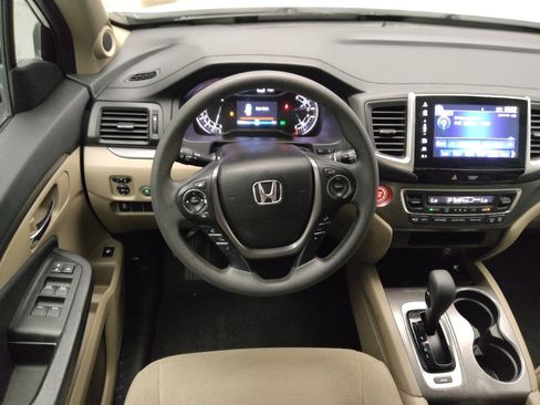Used 2017 Honda Pilot EX image 22