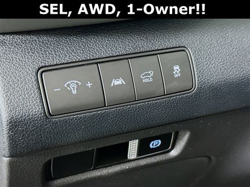 Used 2023 Hyundai Santa Fe SEL image 11