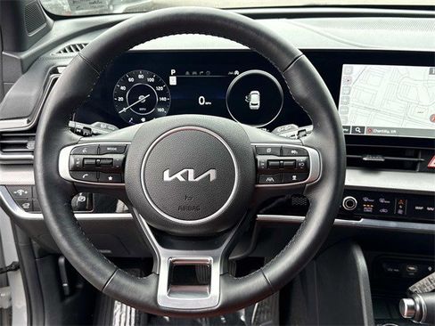Used 2024 Kia Sportage SX image 19