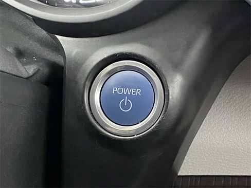 Certified 2023 Toyota Sienna XLE image 28