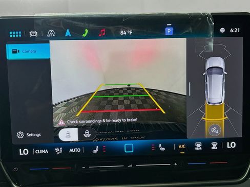 New 2025 Volkswagen Tiguan SE R-Line image 16