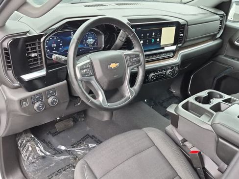 Used 2023 Chevrolet Silverado 1500 LT AWD/4WD image 11