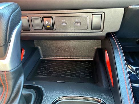 Used 2025 Nissan Frontier PRO-4X AWD/4WD image 17