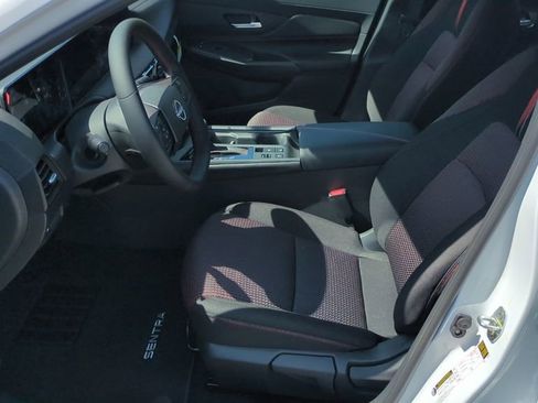 New 2026 Nissan Sentra SR w/ Floor Mat Package FWD image 11