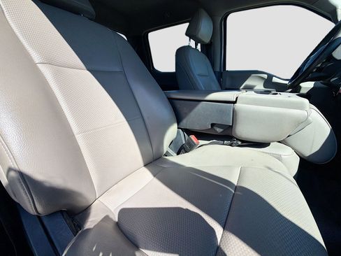 Used 2022 Ford F250 XL w/ STX Appearance Package image 31