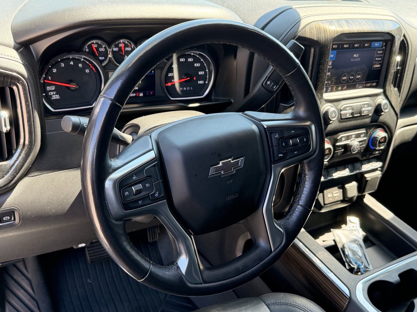 Used 2021 Chevrolet Silverado 1500 RST w/ All Star Edition Plus AWD/4WD image 17