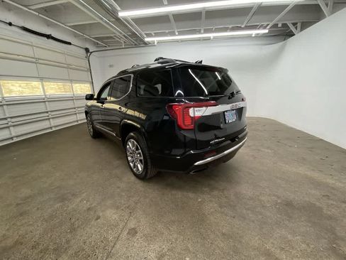 Used 2022 GMC Acadia Denali w/ Denali Ultimate Package AWD/4WD image 4