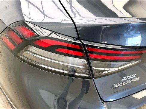 Certified 2023 Honda Accord EX image 27