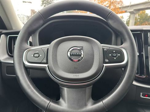 Used 2025 Volvo XC60 B5 Core w/ Protection Package Premier image 24