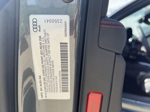 Used 2024 Audi S4 Premium Plus image 37