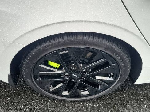 New 2026 Kia K5 GT w/ GT1 Package FWD image 7