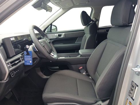 New 2026 Hyundai Santa Fe SE FWD image 9