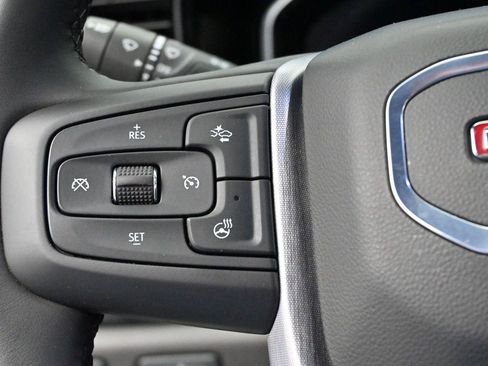 Used 2024 GMC Sierra 1500 Elevation AWD/4WD image 17