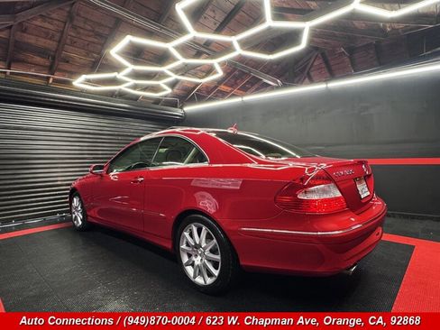 Used 2007 Mercedes-Benz CLK 350 Coupe image 4