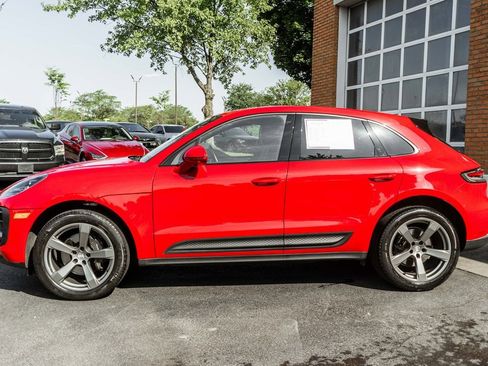 Used 2023 Porsche Macan image 42
