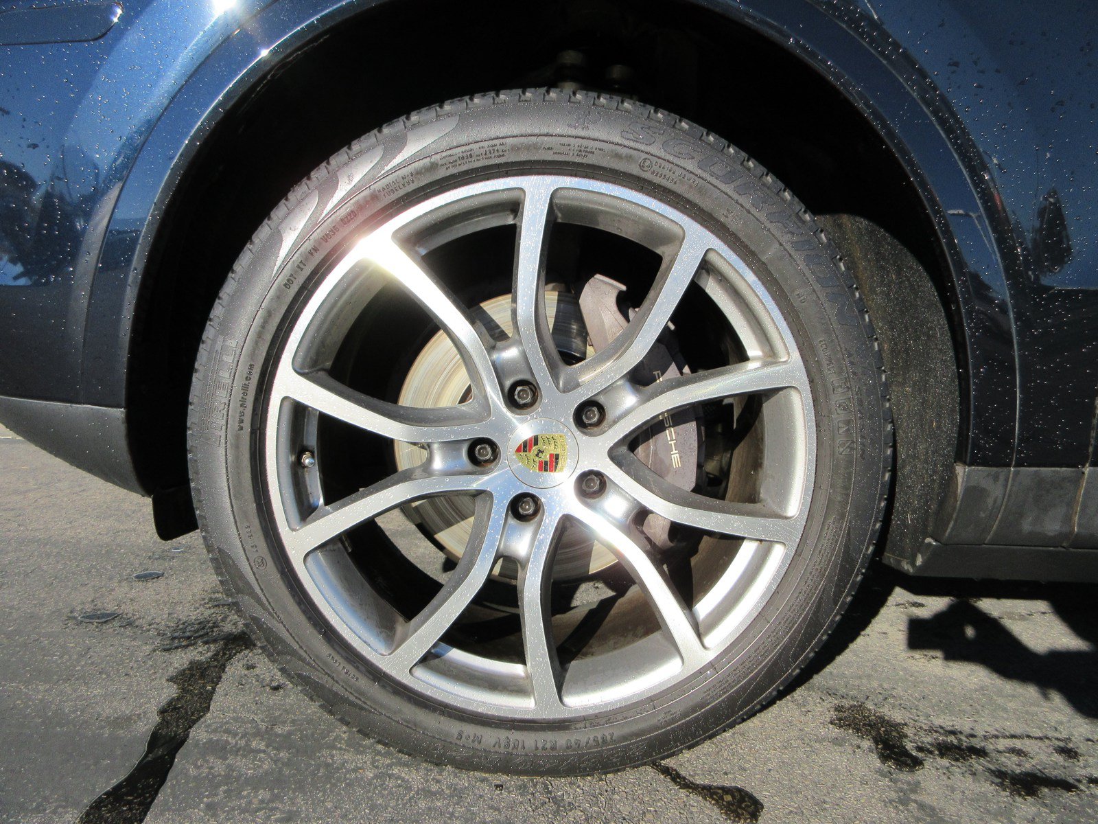Used 2020 Porsche Cayenne AWD/4WD image 18