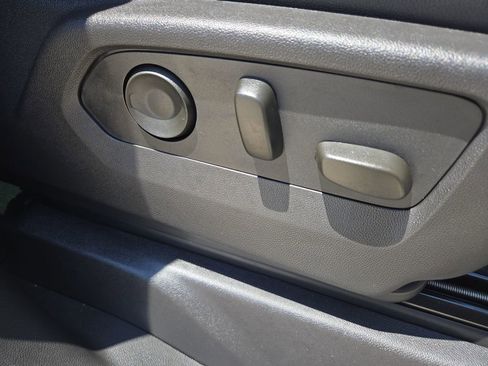 Used 2024 GMC Sierra 1500 AT4 w/ AT4 Premium Package image 29