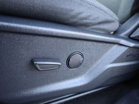 Used 2022 Ford F150 XLT image 13