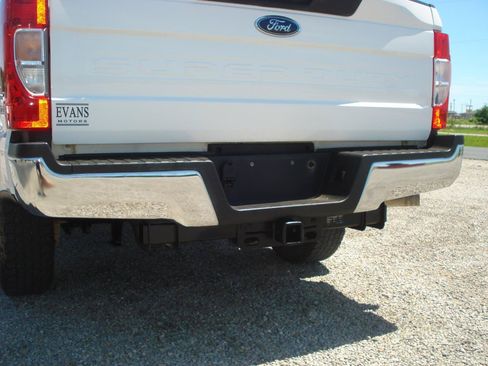 Used 2020 Ford F250 XL w/ Power Equipment Group AWD/4WD image 12