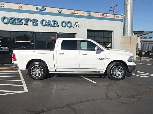 Used 2017 RAM 1500 Limited AWD/4WD image 2