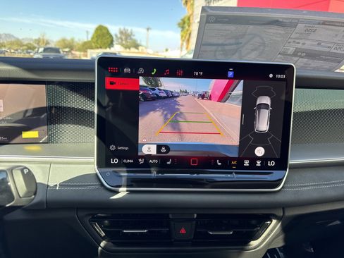 New 2026 Volkswagen Tiguan SE image 26