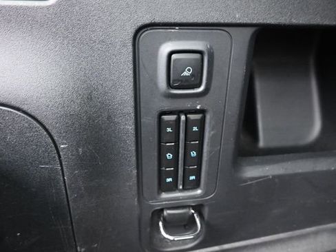 Used 2025 Ford Expedition Max Platinum AWD/4WD image 9
