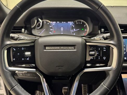 Used 2023 Land Rover Range Rover Evoque R-Dynamic SE AWD/4WD image 16