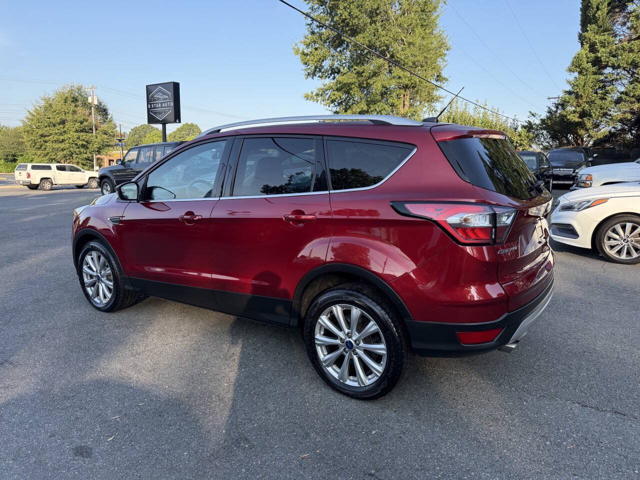 Used 2017 Ford Escape Titanium AWD/4WD image 7