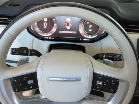 Used 2023 Land Rover Range Rover SE AWD/4WD image 55