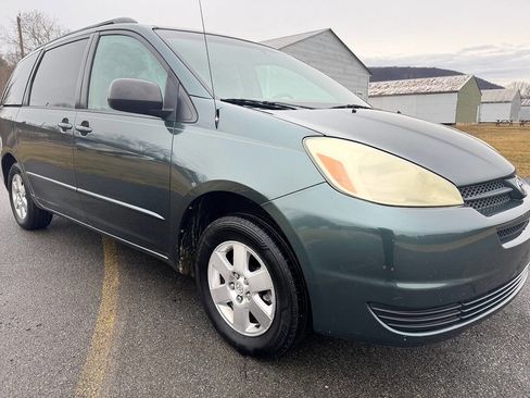 Used 2004 Toyota Sienna LE image 2