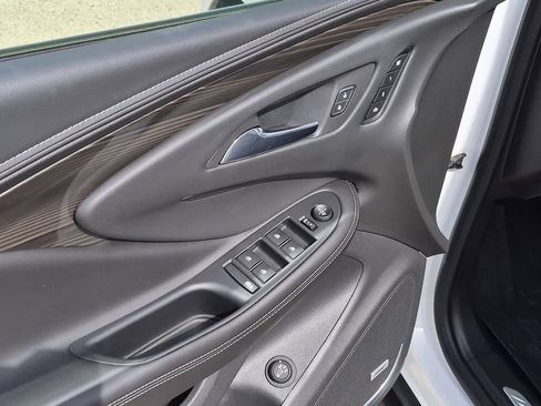 Used 2020 Buick Envision Premium image 14