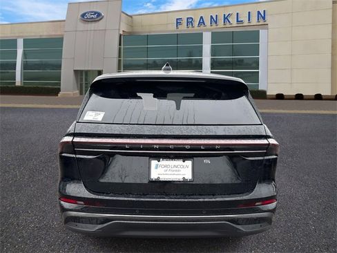 New 2026 Lincoln Nautilus Premier w/ Jet Appearance Package image 6