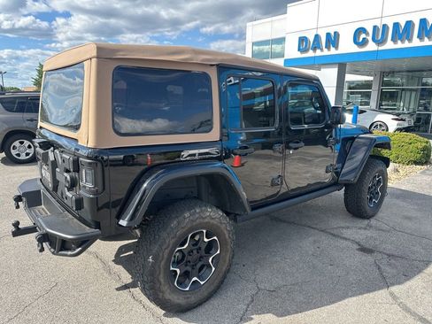 Used 2021 Jeep Wrangler Unlimited Rubicon 4xe w/ Cold Weather Group AWD/4WD image 3