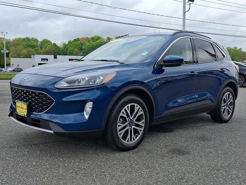 Used 2020 Ford Escape SEL AWD/4WD image 3