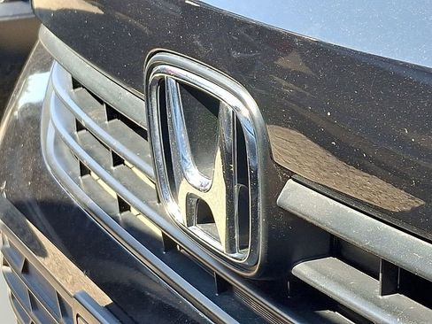 Used 2023 Honda Civic Sport image 3