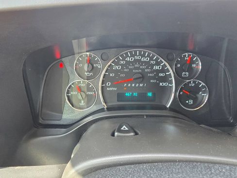 New 2026 GMC Savana 2500 w/ Driver Convenience Package RWD image 32