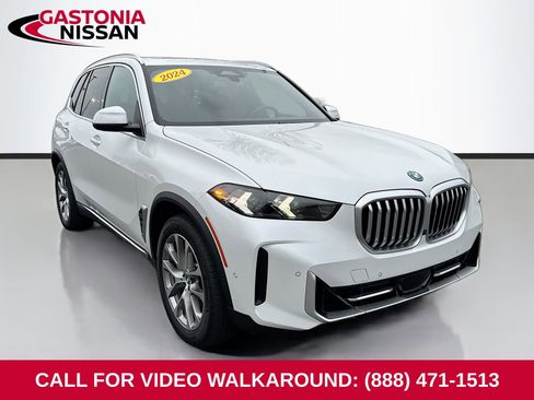 Used 2024 BMW X5 xDrive50e w/ Parking Assistance Package image 1