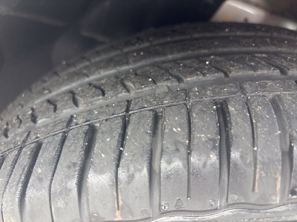 Used 2017 Ford Escape SE AWD/4WD image 31