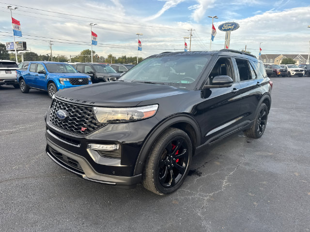 Used 2021 Ford Explorer ST w/ Equipment Group 401A AWD/4WD image 3