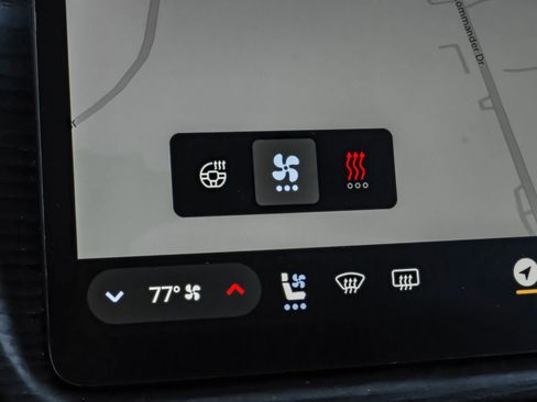 Used 2024 Rivian R1S Adventure AWD/4WD image 36