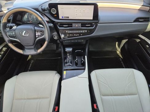 Used 2024 Lexus ES 350 w/ Luxury Package FWD image 25